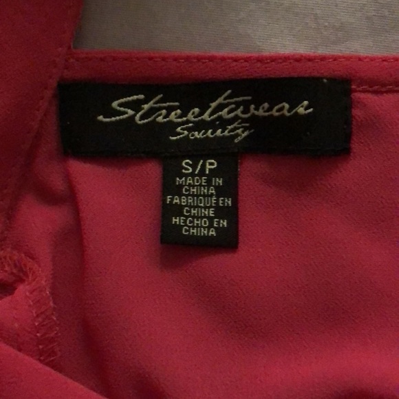 Streetwear society hot pink sleeveless top with a back opening - Picture 7 of 8